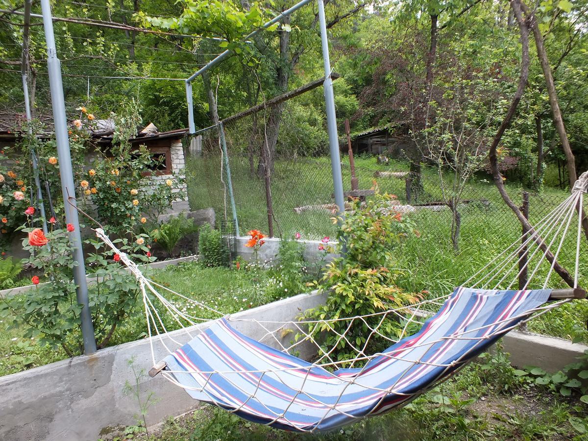Guest House Khatuna Borjomi Exterior photo