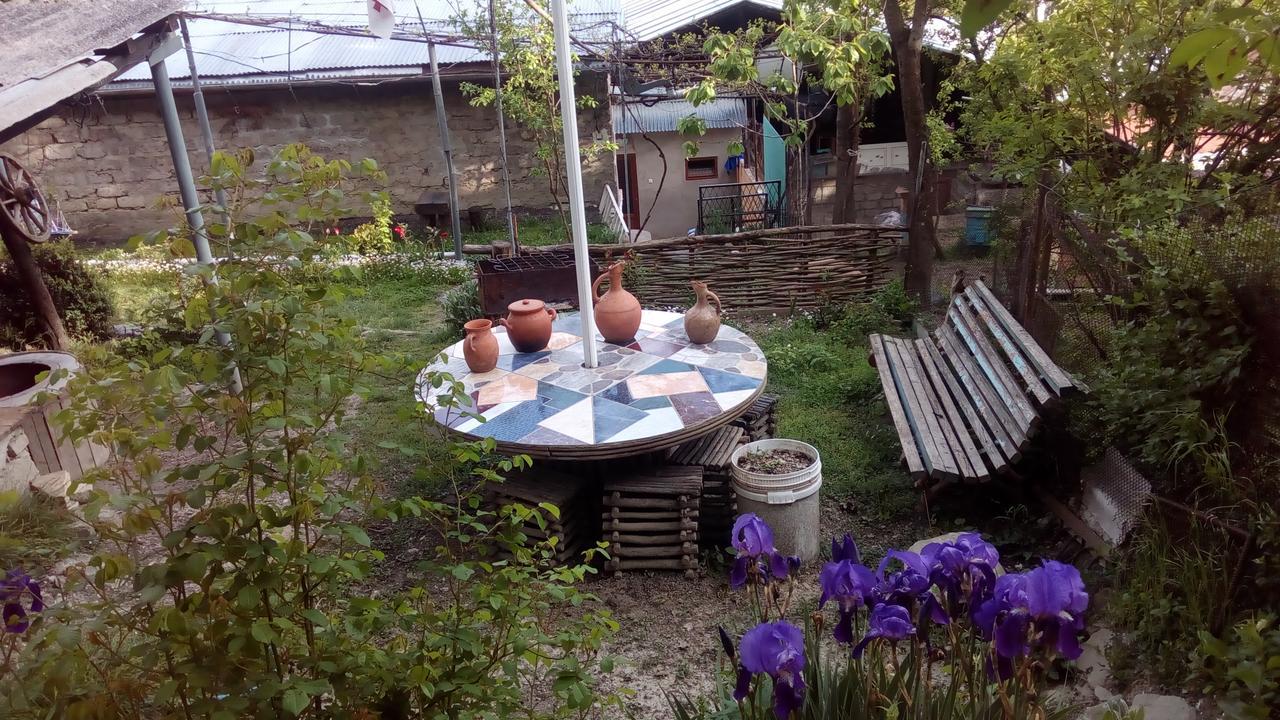 Guest House Khatuna Borjomi Exterior photo